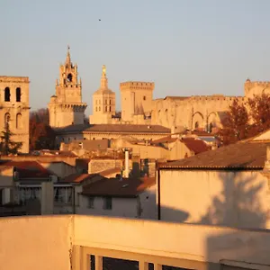 a-la-terrasse-davignon.fr-provencehotel.com/