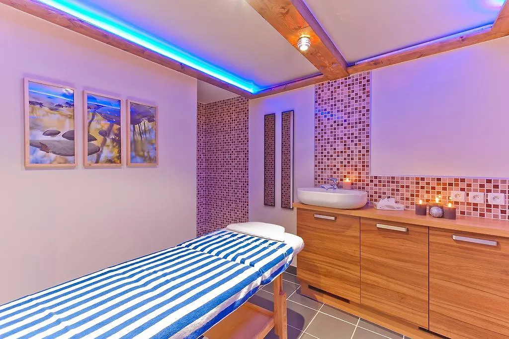 Residence Les Balcons De Belle Plagne 4*, La Plagne France